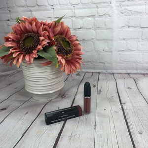 New in box MAC powder kiss liquid lipcoulour 997 over the taupe